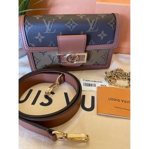 DAUPHINE CHAIN WALLET